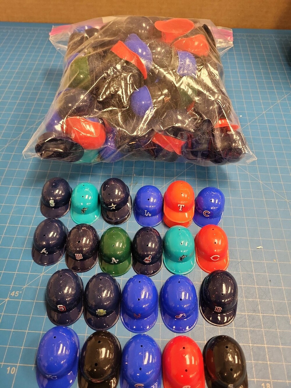 Gumball Machine Baseball Helmets Lot Various Teams Mini Souvenir Caps